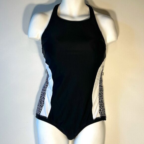 Lane Bryant LIVI Active NWOT SZ 16 Black & White Tummy Control Swimsuit Vacation - Picture 1 of 8